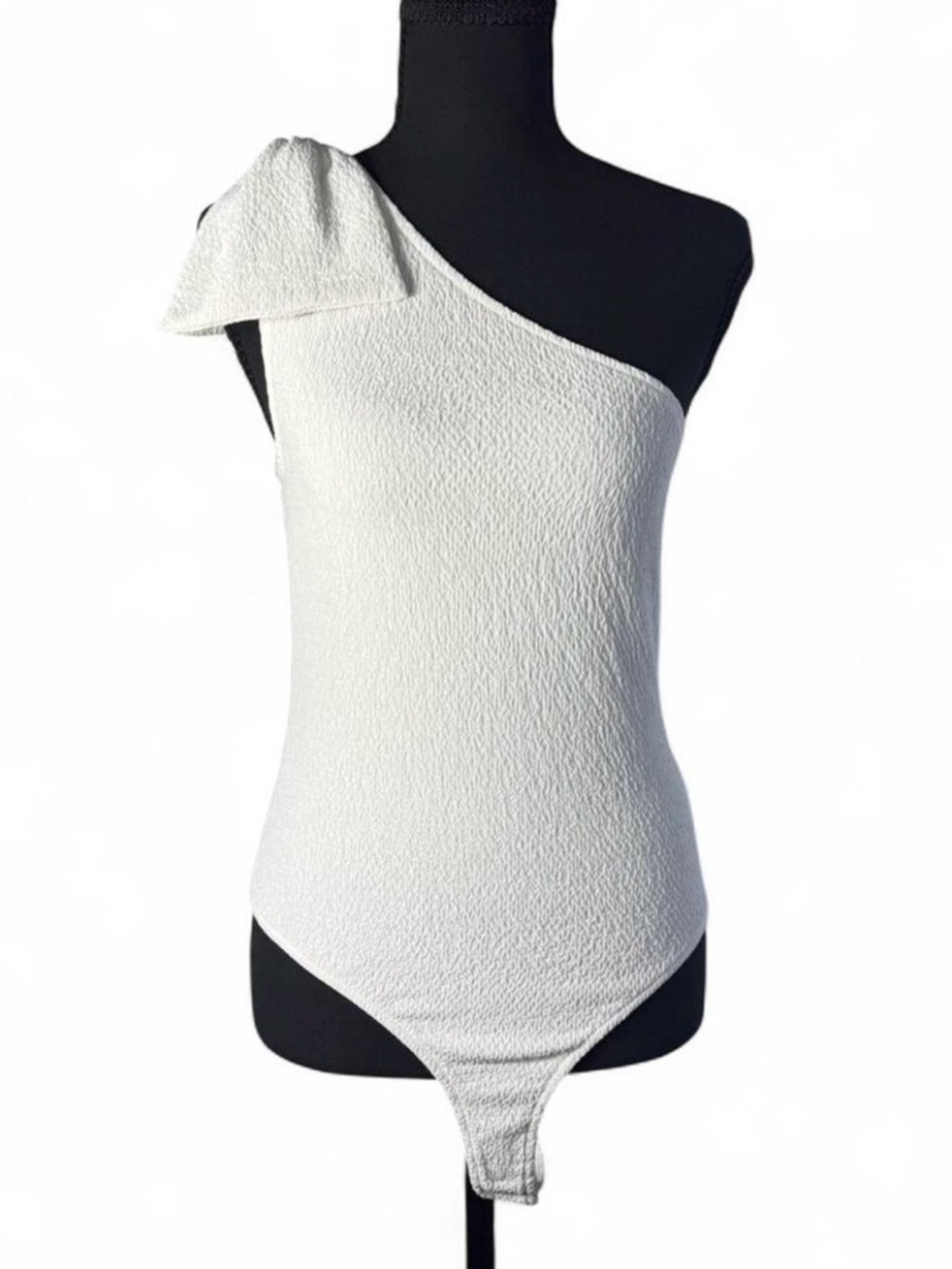 Petal + Pup White Textured One Shoulder Bodysuit with Shoulder Bow Womens Size 8